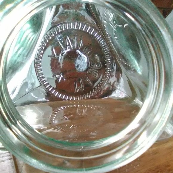 Triangular Jar - Picture 5 of 8